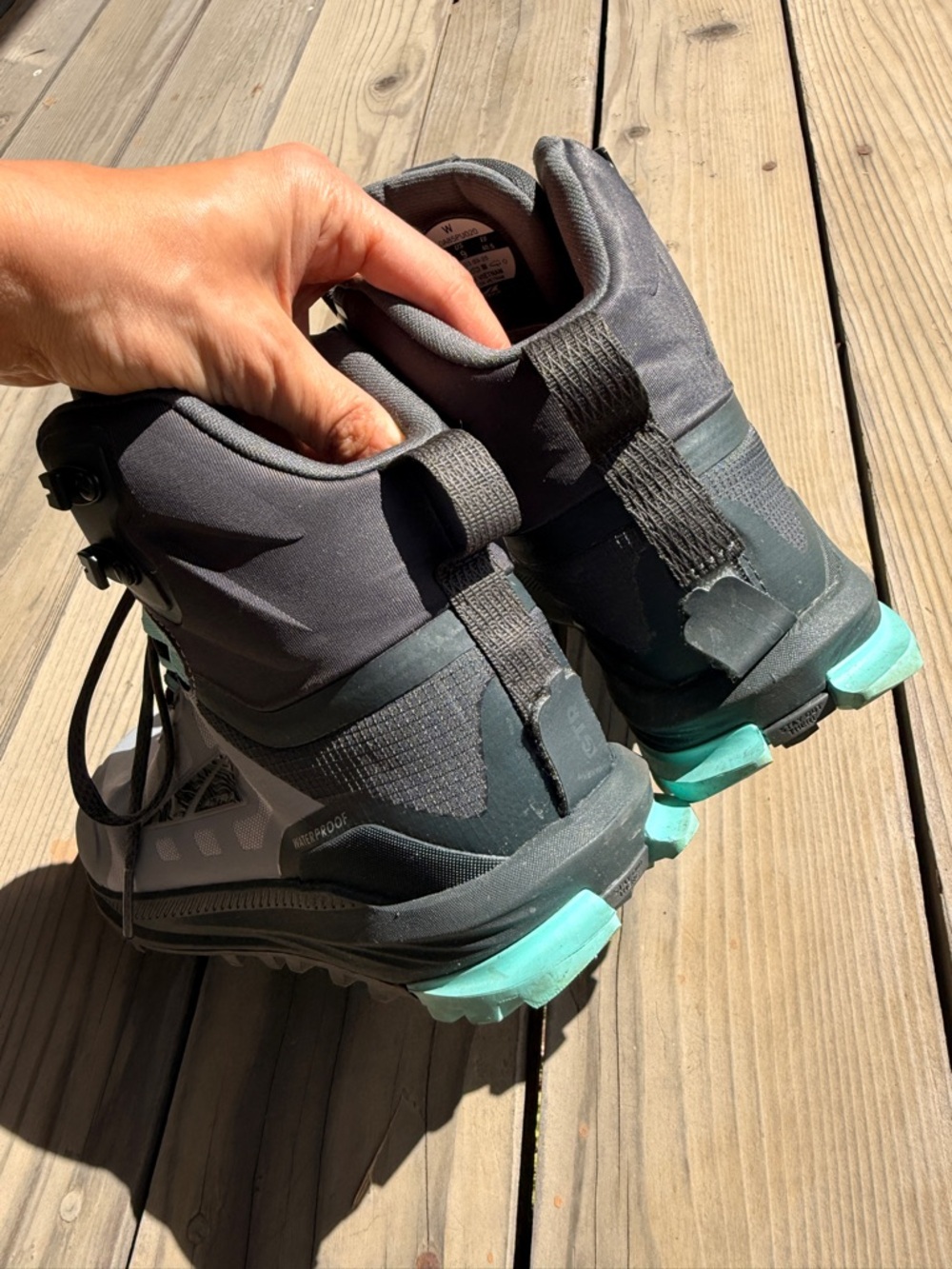 Altra Women's Lone Peak 9 Waterproof Gray and Teal Hiking Boots - Excellent - Picture 16 of 17